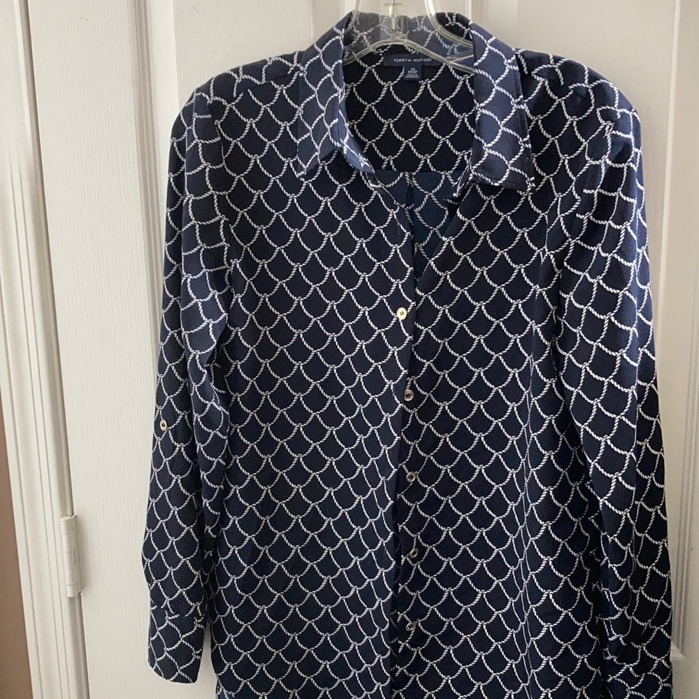 FINAL MARKDOWN TOMMY Hilfiger blouse xs